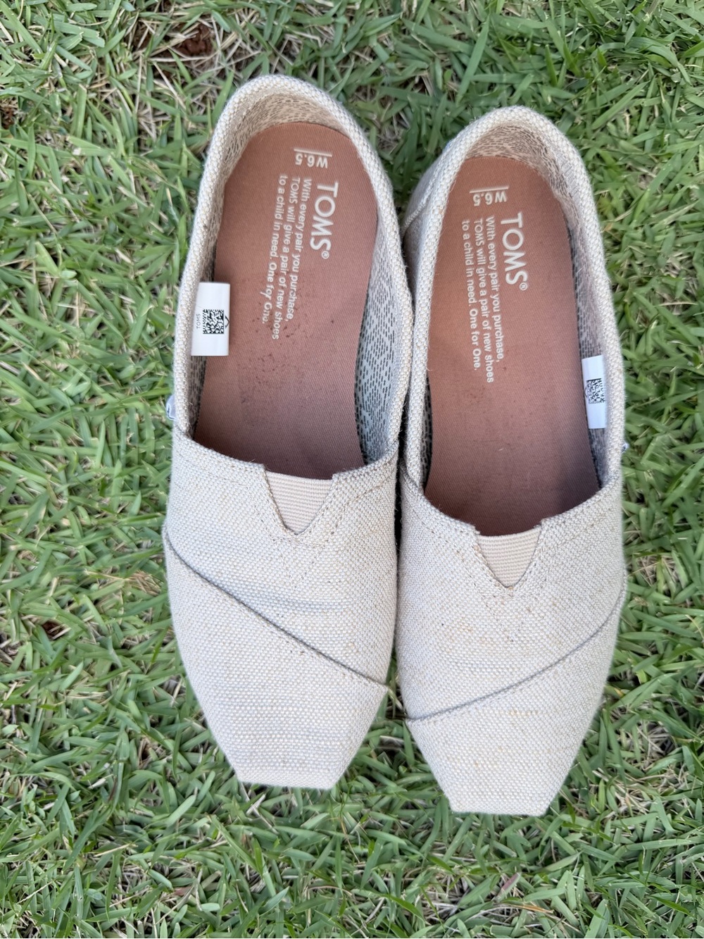 Toms Women's Slip-On Flats in Beige Canvas
